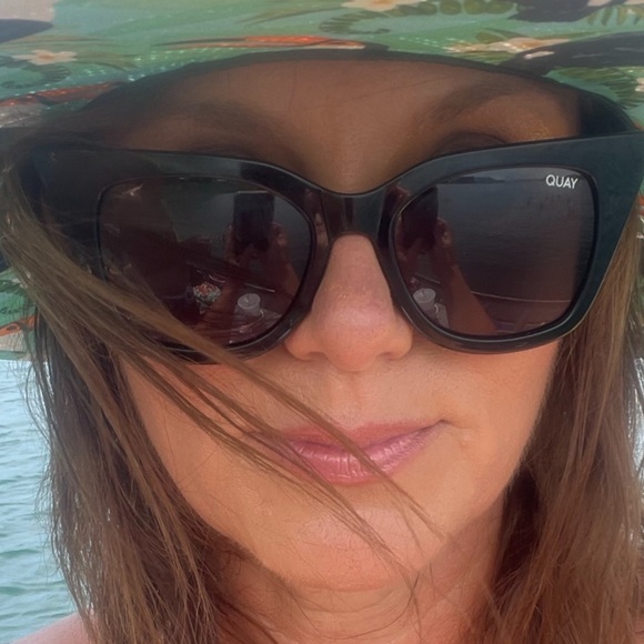 Meet your Posher, S - Picture 1 of 1